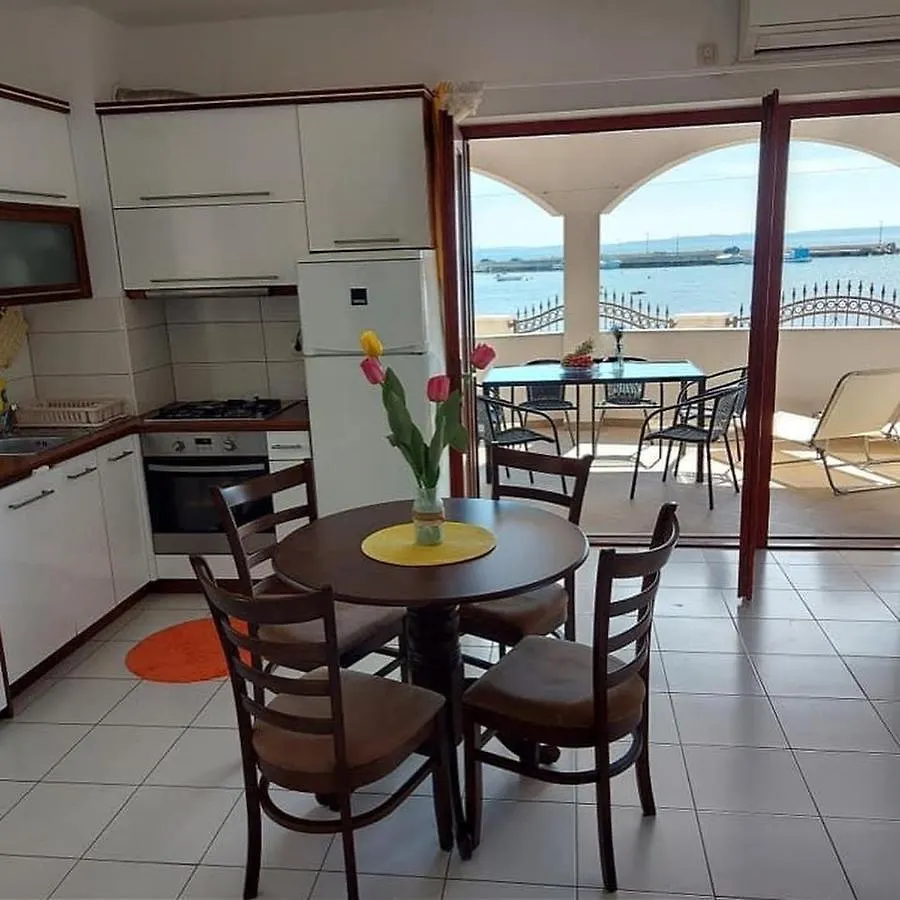 Apartments Hrestak Privlaka  Privlaka (Zadar)